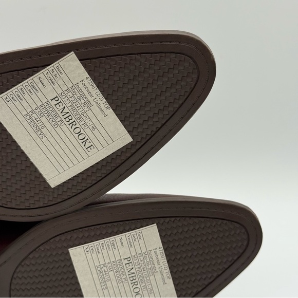 Frye & Co Women’s Vegan Leather Ankle Booties Buckle Block Heel Redwood 9.5 - Picture 13 of 16